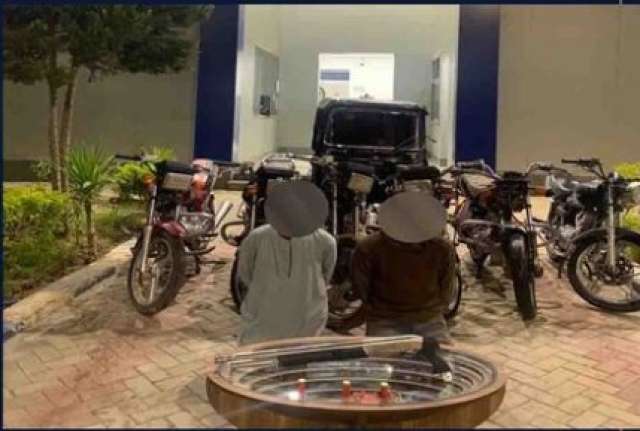 المتهمين والمضبوطات