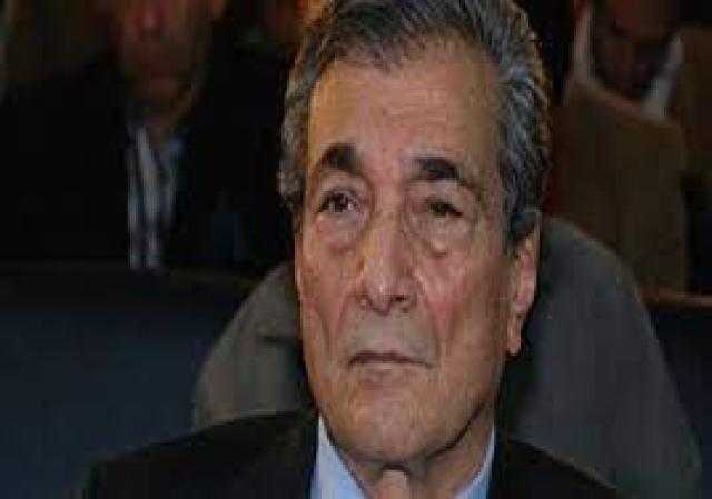 دافع عن اللغة العربية.. أسرار تنشر لأول مرة في حياة الأديب «فاروق شوشة»