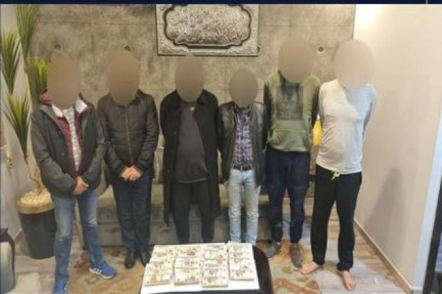 استولوا على مليون و600 ألف.. القبض على تشكيل عصابي انتحلوا صفة رجال شرطة بالقاهرة