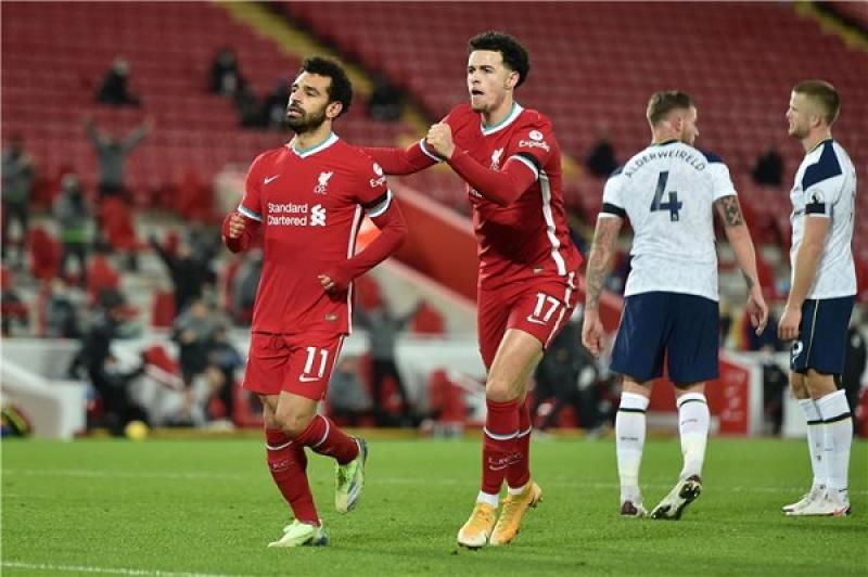 ليفربول وتوتنهام 