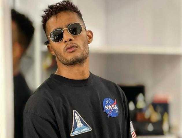 التعليق الأول لـ محمد رمضان بعد مهاجتمه من على منبر مسجد