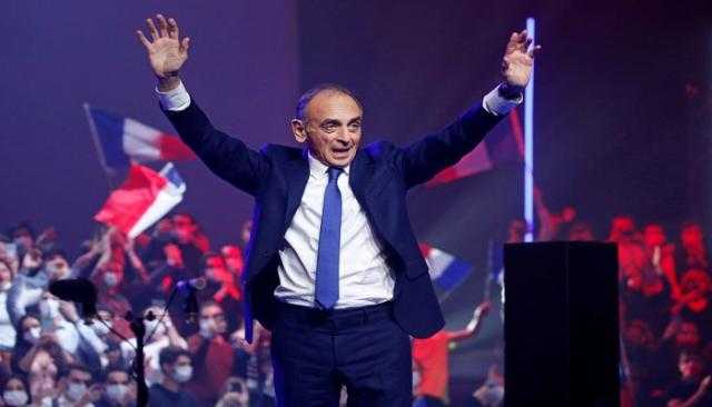 «يفضل النازية ويكره الحجاب وسيمنع اسم محمد».. من هو إيريك زيمور المرشح لرئاسة فرنسا؟