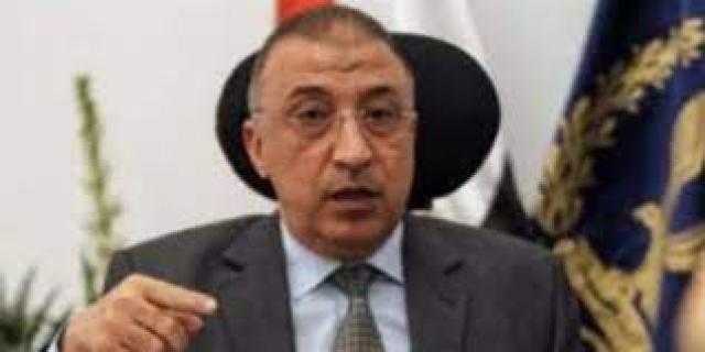 محافظ الإسكندرية: «عمالنا بيناموا في سيارات الكسح»