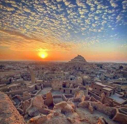 سيوة.. «قلعة شالي» التي تُوج فيها الإسكندر الأكبر فأصبحت مزارًا للسائحين