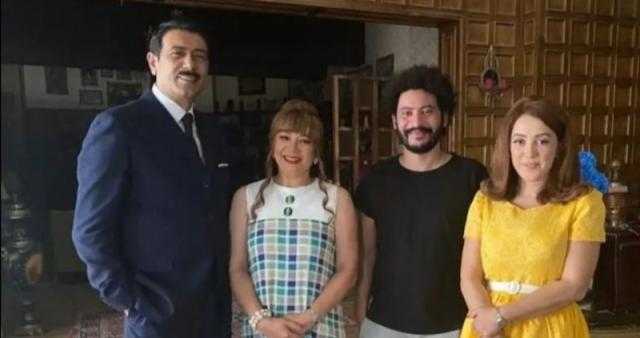شاهد.. كندة علوش بصحبة فريق عمل «ستات بيت المعادي»