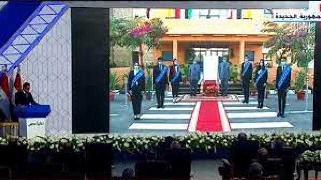 السيسي يفتتح 8 مستشفيات بالصعيد