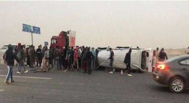 رفع آثار انقلاب سيارة بالأوسطي وإصابة 3 أشخاص