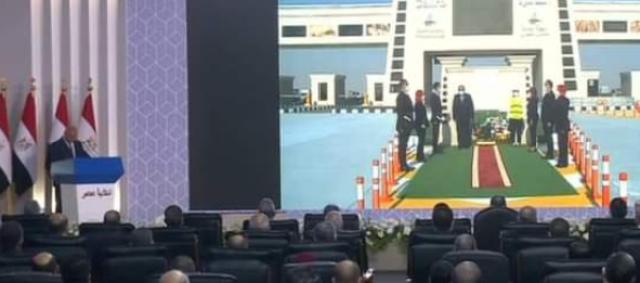 الرئيس السيسي يفتتح عدد من المشاريع القومية بقنا