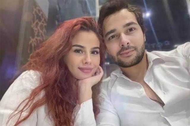إعلامي شهير يضع منة عرفة في موقف مُحرج أمام زوجها