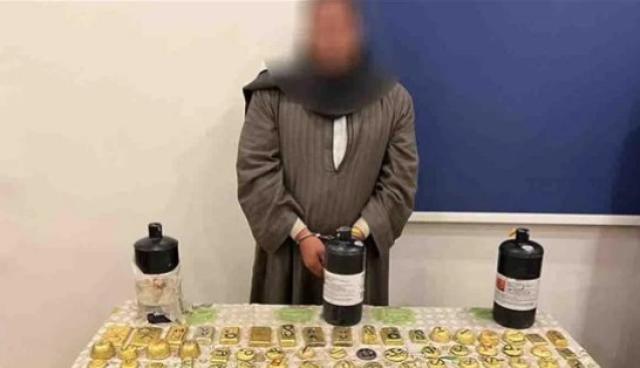 ضبط سائق بتهمة التنقيب عن الذهب بأسوان