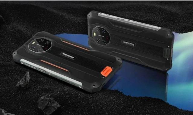 مواصفات Blackview BV8800.. هاتف فضائي يهبط إلى الأرض بالخطأ!