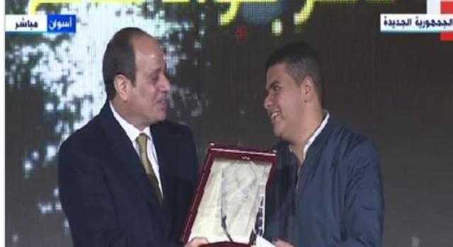 أصغر متطوع في حياة كريمة: فخور وسعيد بتكريم الرئيس السيسي