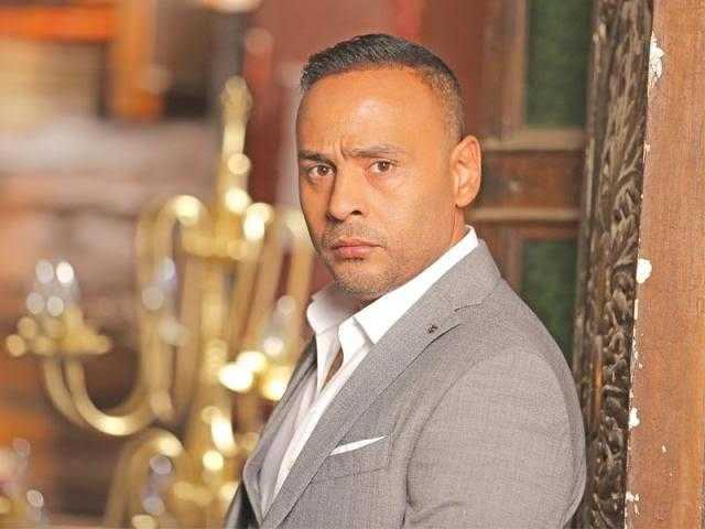 محمود عبد المغني يخوض تجربة الإخراج في «الراوية»