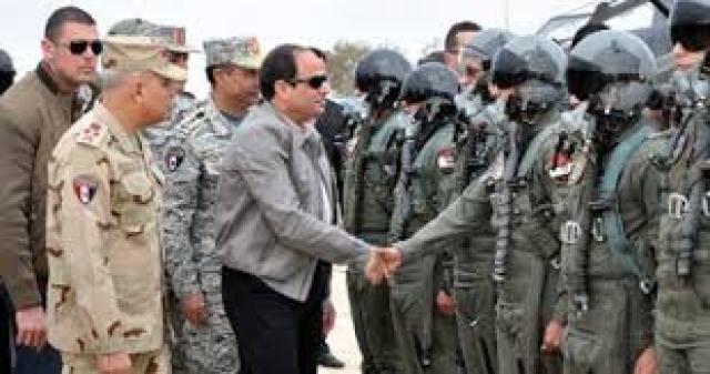 الرئيس السيسي يتفقد القوات المصرية على الحدود الغربية ـ أرشيفية 