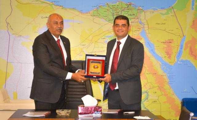 بـ400 مليون جنيه.. «السويدي إليكتريك» توقع عقدًا مع السويس لتصنيع البترول