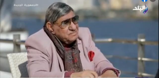 مفيد فوزي: «إحنا فى زمن عمرو دياب وجنبه بنت حلوة»