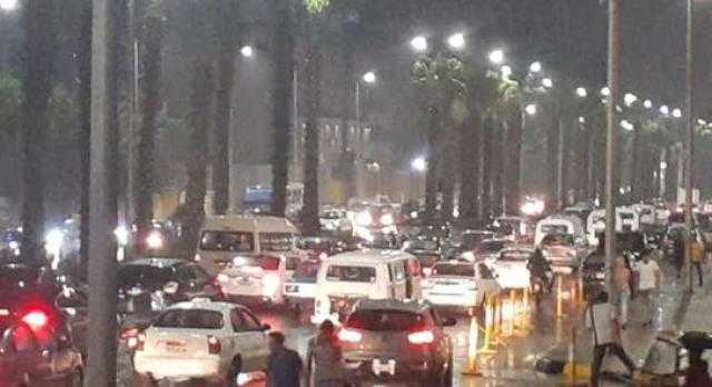 عقب غلقه أمس.. المرور يعيد فتح شارع الهرم