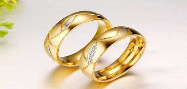 ما حكم لبس الذهب بالنسبة للرجال؟ «الإفتاء» تُجيب