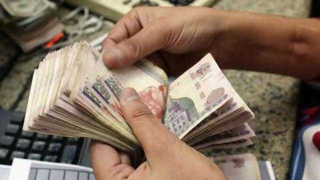علاوات وزيادة مرتبات.. بشرى لموظفي القطاع الخاص مع بداية 2022