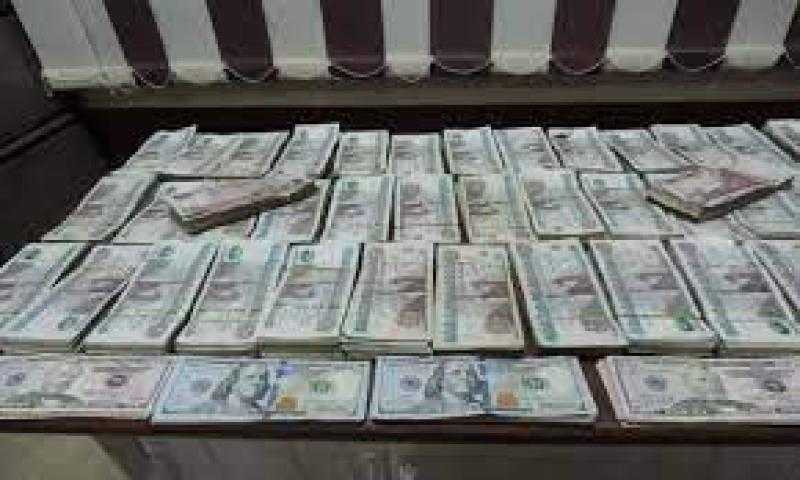 ضبط شخصين بتهمة غسل 73 مليون جنيه حصيلة تجارة الأسلحة النارية بالجيزة