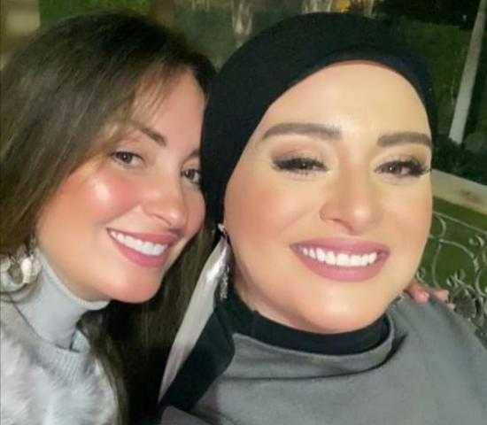 نرمين الفقي لـ لمياء فهمي: «كل سنة وأنتِ عشرة العمر الجميل»