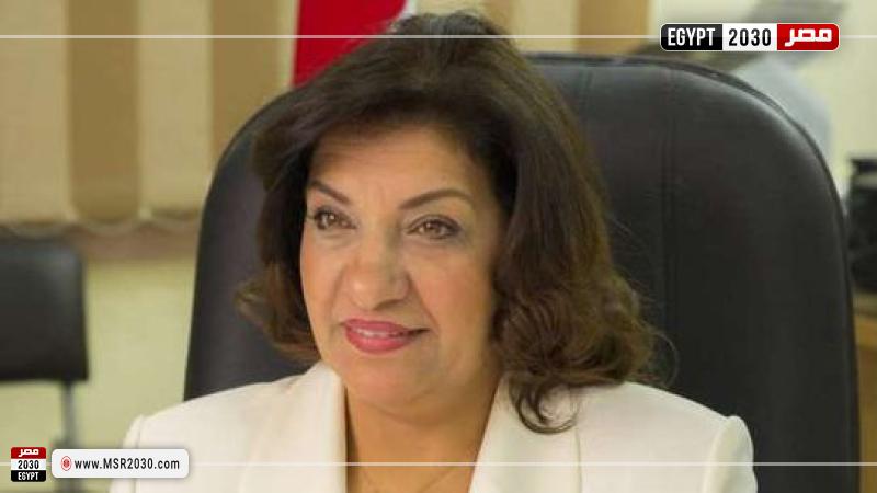 النائبة إيفلين متى ، عضو لجنة الصناعة بالبرلمان