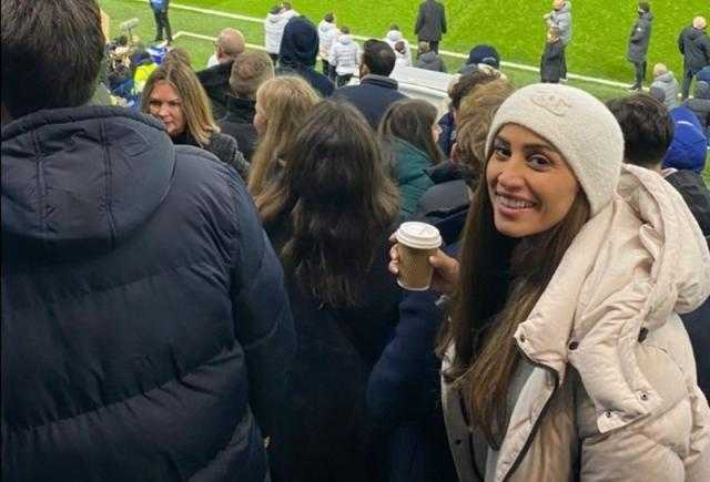 «كلنا بنحبك».. دينا الشربيني تدعم محمد صلاح من مدرجات  ليفربول