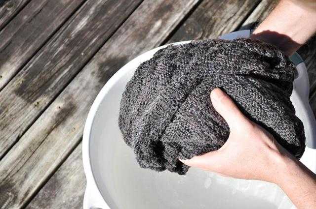 «لا ترتدوا هذه الملابس».. هاني الناظر يوجه عدة نصائح للمواطنين - فيديو