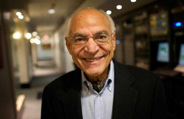 فاروق الباز: «كنا خيبانين والرئيس السيسي يصحح أخطاء الماضي»