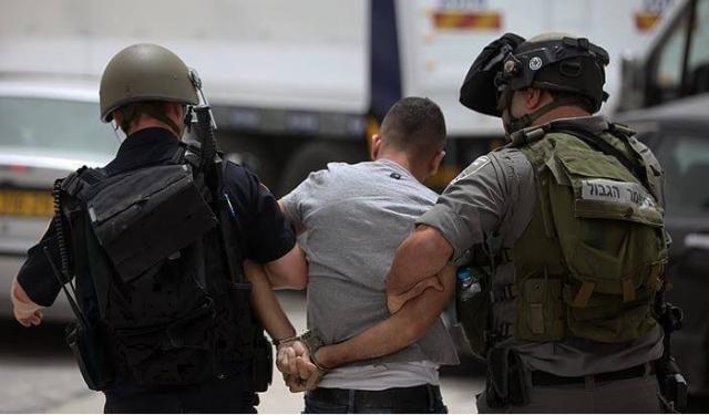 اعتقال 4 فلسطينيين من أنحاء متفرقة بمدينة القدس