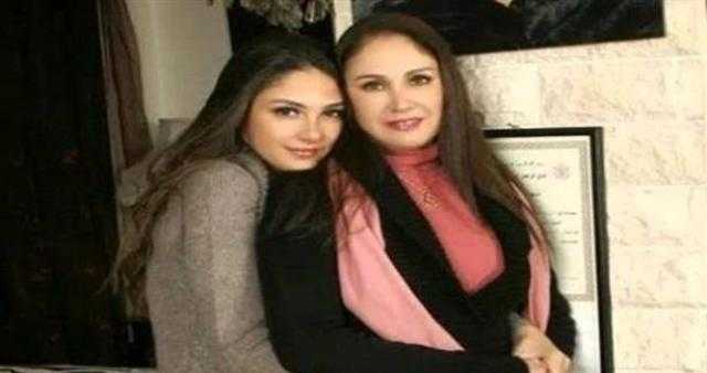 «دعوة خاصة على العشاء» يُعيد ابنة شيرين للأضواء من جديد