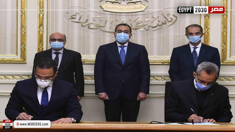 رئيس الوزراء يشهد توقيع برتوكول بين وزارة الاتصالات والعدل