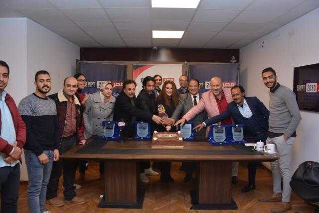 موقع مصر 2030 يكرم أبطال عمل مسرحية ” ذقاق المدق ” .. صور