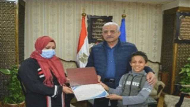 ”رفض المكافأة”.. تفاصيل إنقاذ طفل لمريض سكر تعرض لغيبوبة بالشارع