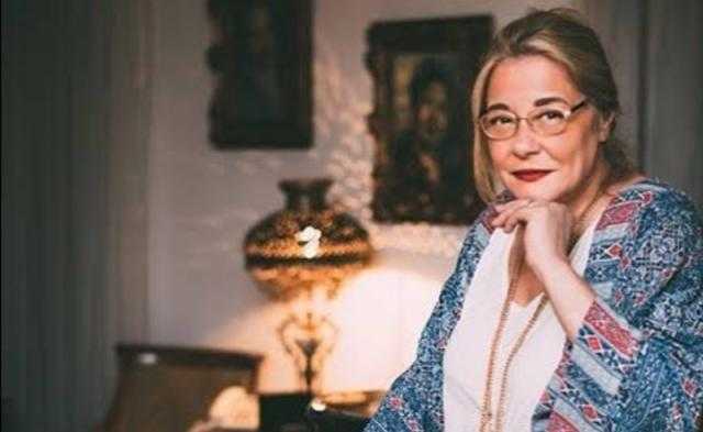 منة فضالي تنعى مها أبو عوف: «هانم من هوانم الوسط الفني»