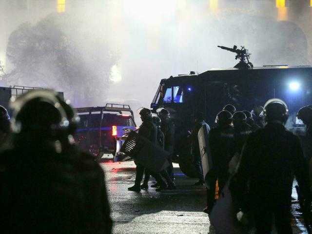 كازاخستان.. وزارة الداخلية تعلن اعتقال 3 آلاف شخص وتصفية 26 مسلحًا