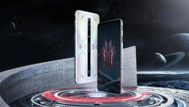 مواصفات nubia Red Magic 7S..  أقوى موبايل ألعاب 2022