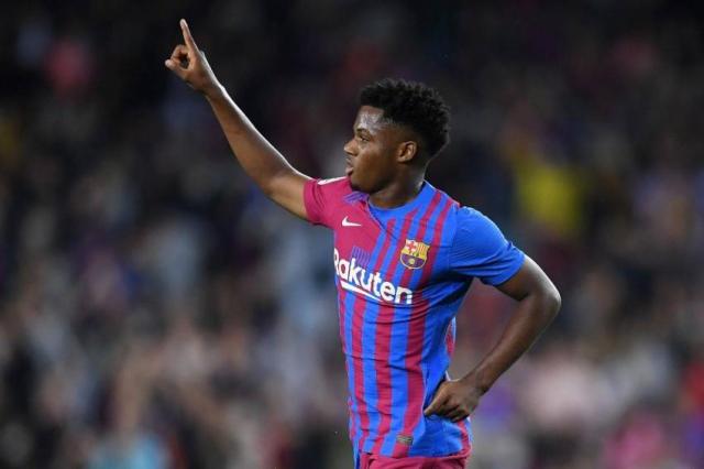 أنسو فاتي لاعب برشلونة
