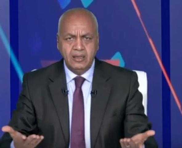 مصطفى بكري: «أنا أمي عمرها ما لبست مايوه والترع مفيهاش مايوهات» - فيديو