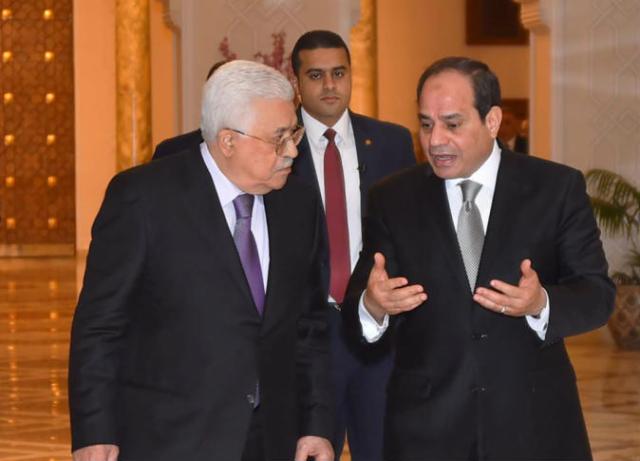 الرئيس السيسي ونظيره الفلسطيني