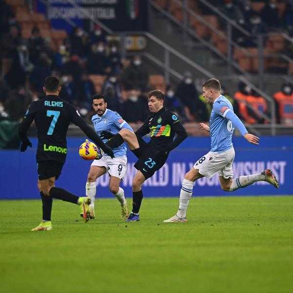 لاتسيو يفوز على أتالانتا بثنائية في الدوري الإيطالي