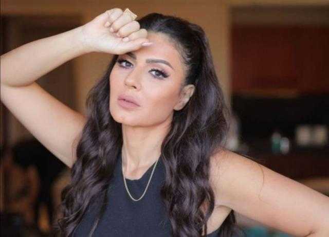 نجلاء بدر تصدم جمهورها بعد إصابتها بـ متحور أوميكرون