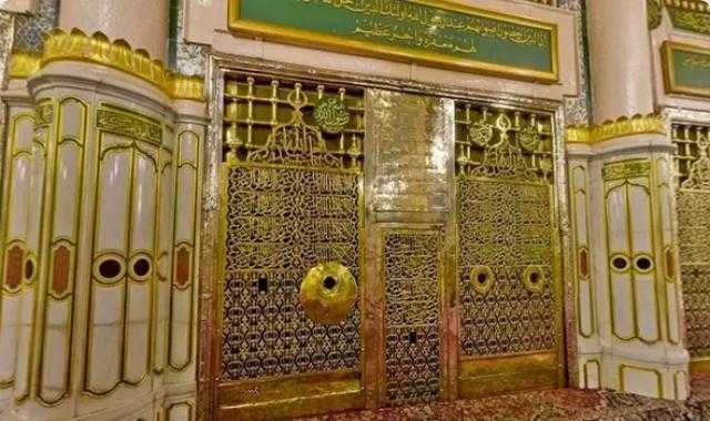 السعودية.. منع النساء من زيارة قبر النبي محمد ﷺ