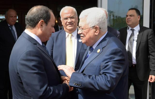الرئيس السيسي ونظيره الفلسطيني