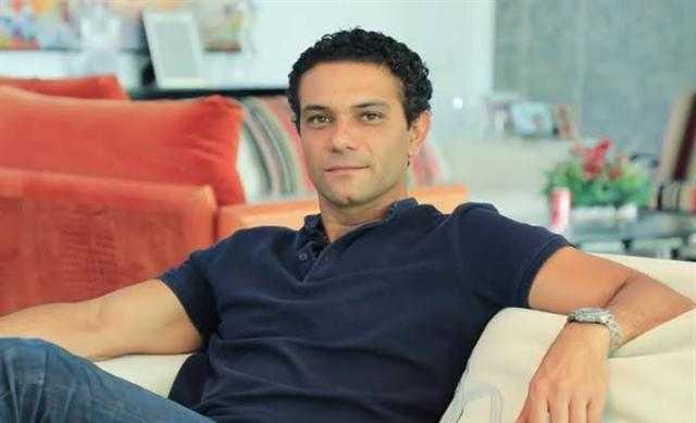 آسر ياسين يتواجد في مصر الجديدة من أجل «الثمانية»