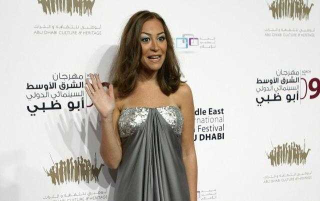 منة شلبي تحرر محضرا في قسم شرطة الغردقة