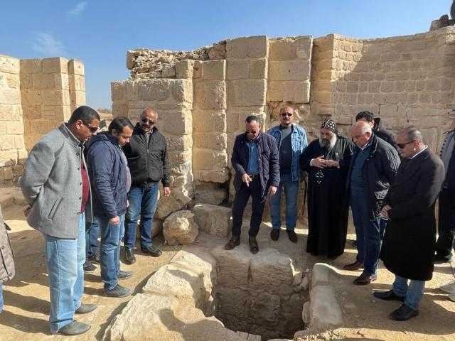 الأعلى للآثار يتفقد منطقة آثار أبو مينا بالإسكندرية (صور)