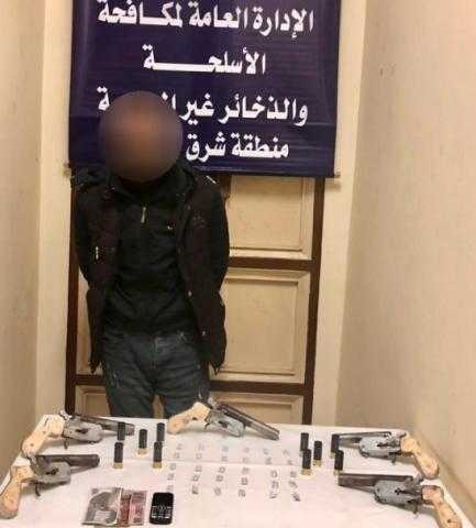 ضبط مجرم بحوزته أسلحة وهيروين بالدقهلية