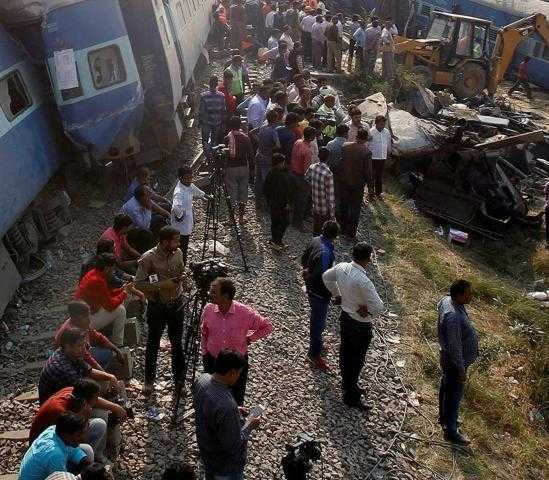 مصرع وإصابة 28 شخصا في حادث مروع بالهند