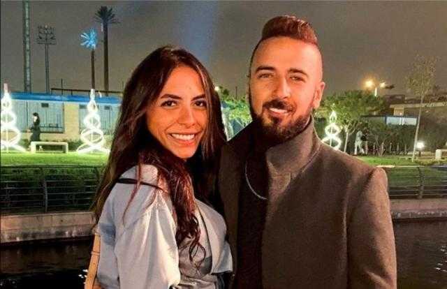 محمد مهران لزوجته في عيد ميلادها:  «كل عام وأنتِ الصديقة والحبيبة»